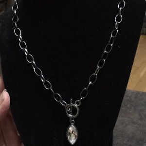 💎3/$10 GORG gunmetal rhinestone toggle necklace